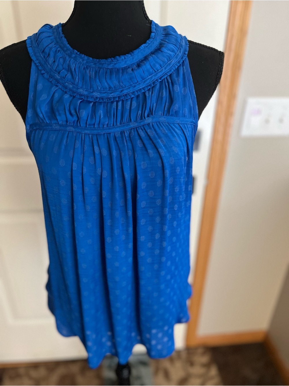 Women’s Anthropologie Maeve Royal blue Clovis sleeveless high neck blouse.Size 8